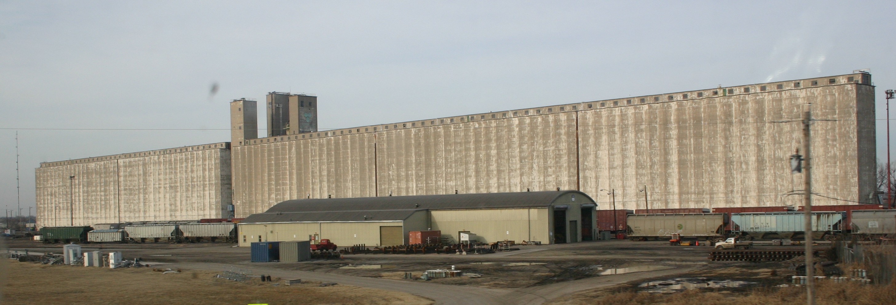 Extra Large Grain Elevator